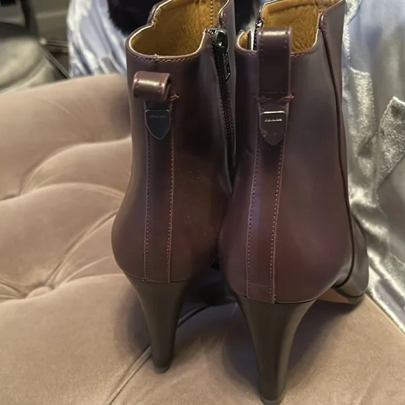 Coach 3 inch booties - Picture 3 of 7